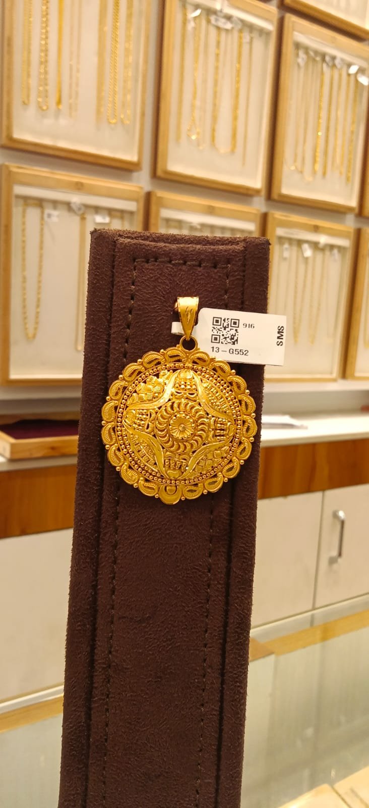 Single Hook Dollar